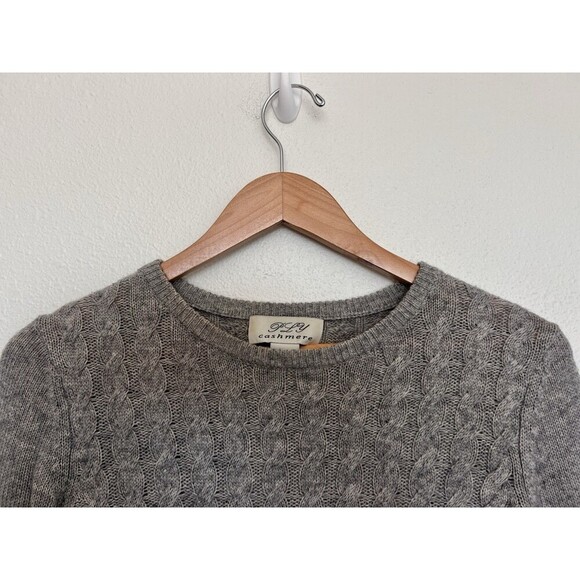 PLY Cashmere Sweater Women’s Size S Gray Cable Knit Fitted Pullover Peplum Soft - Picture 2 of 5